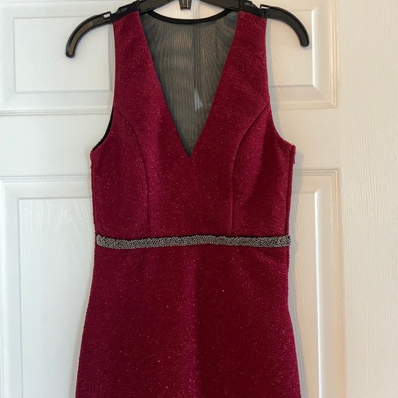 le chateau Dress - Picture 1 of 10